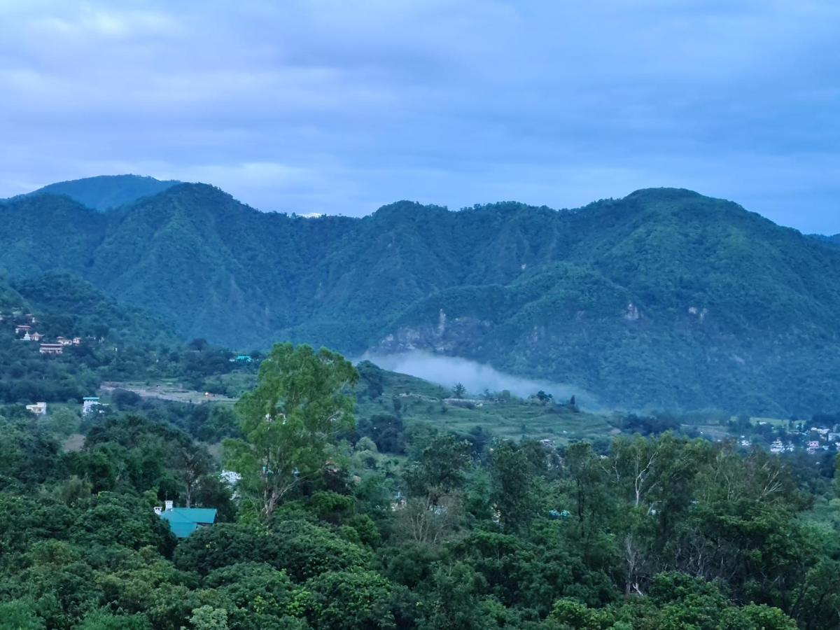 Hotel Rajpur Heights Dehradun Eksteriør bilde